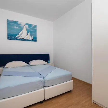 Appartement Anita Tribunj
