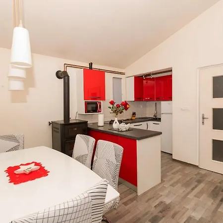 Anita Tribunj Tribunj (Sibenik-Knin)