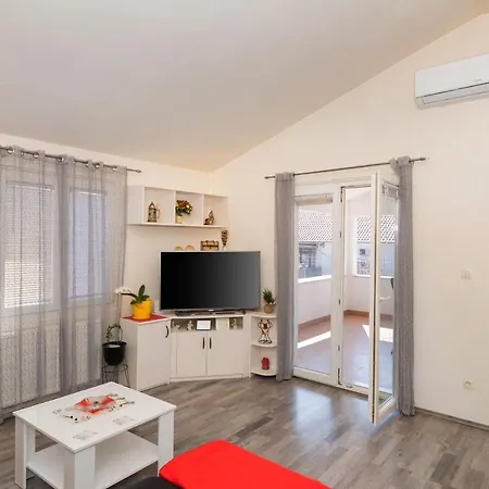 Anita Tribunj Apartmán