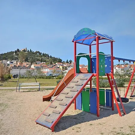 Anita Tribunj Apartment *