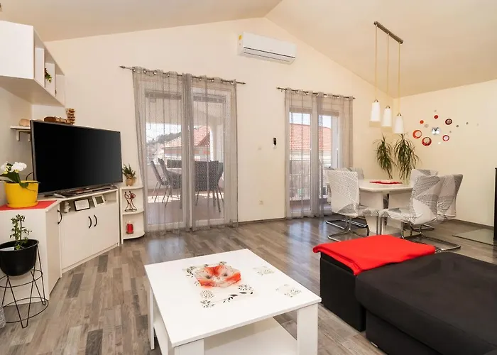 Anita Tribunj Apartment *