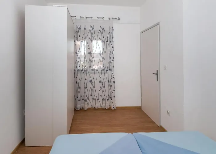 Anita Tribunj Apartment *