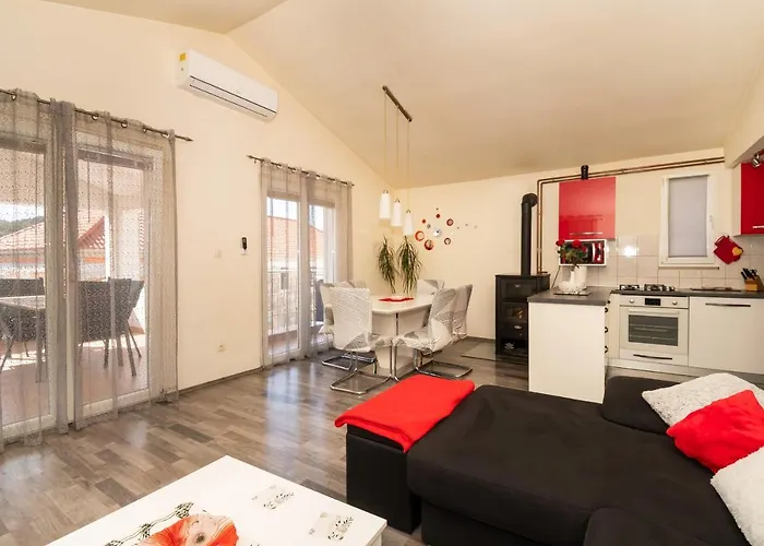 Anita Tribunj Apartment *