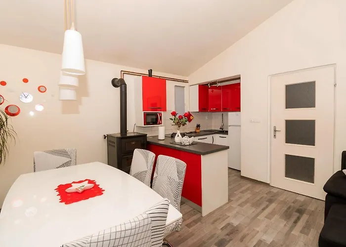 Anita Tribunj Tribalj